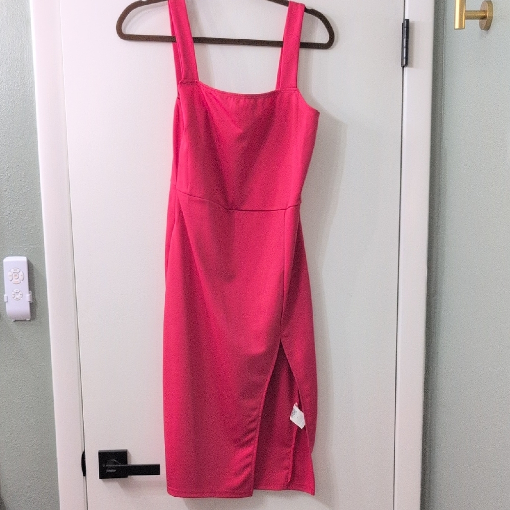Elegant Pink Sleeveless Dress